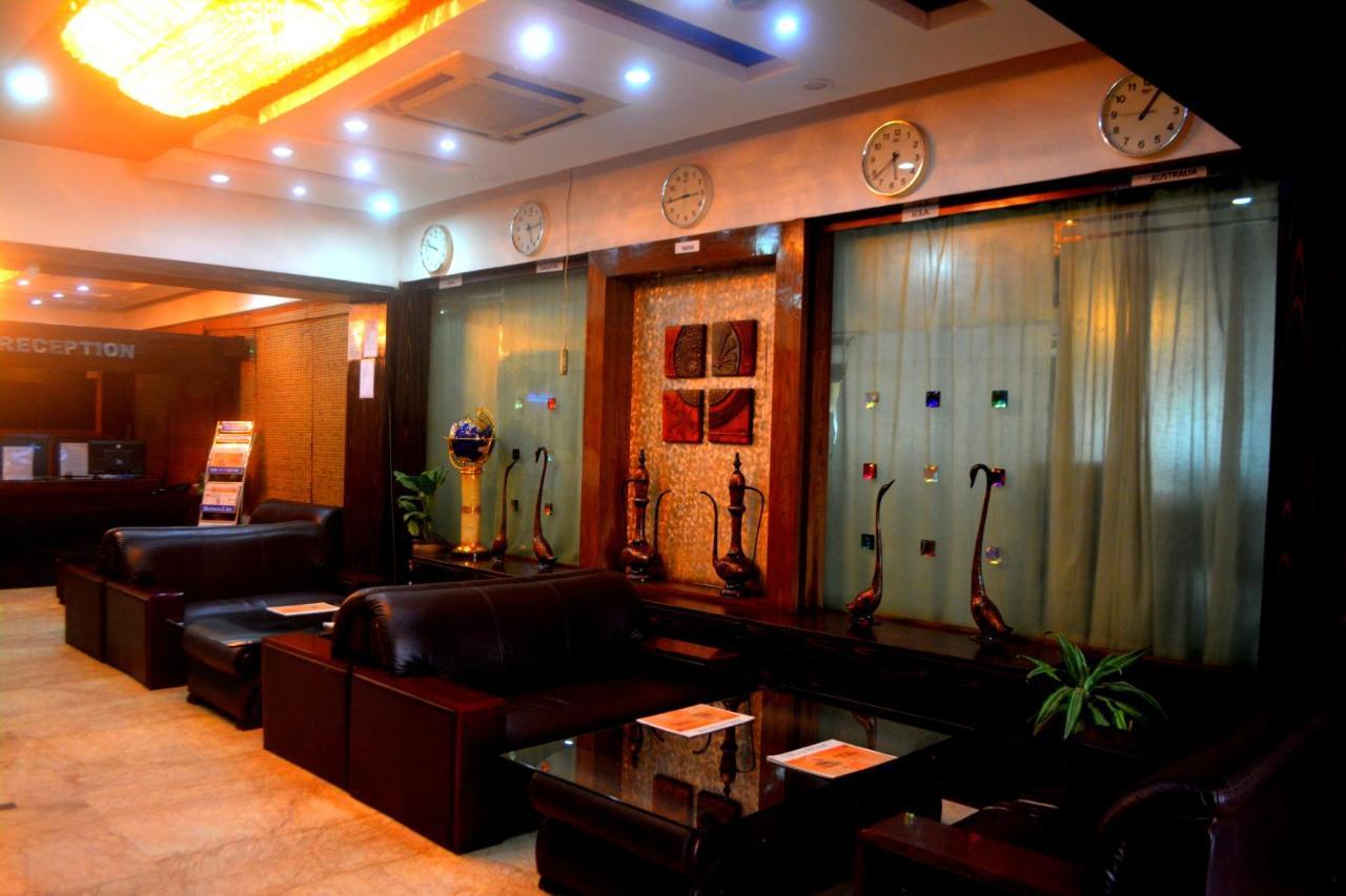 Hotel City Centaur And Convention Center- Vaccinated Staff Bangalore Exteriör bild